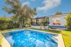 Jacaranda Cottage